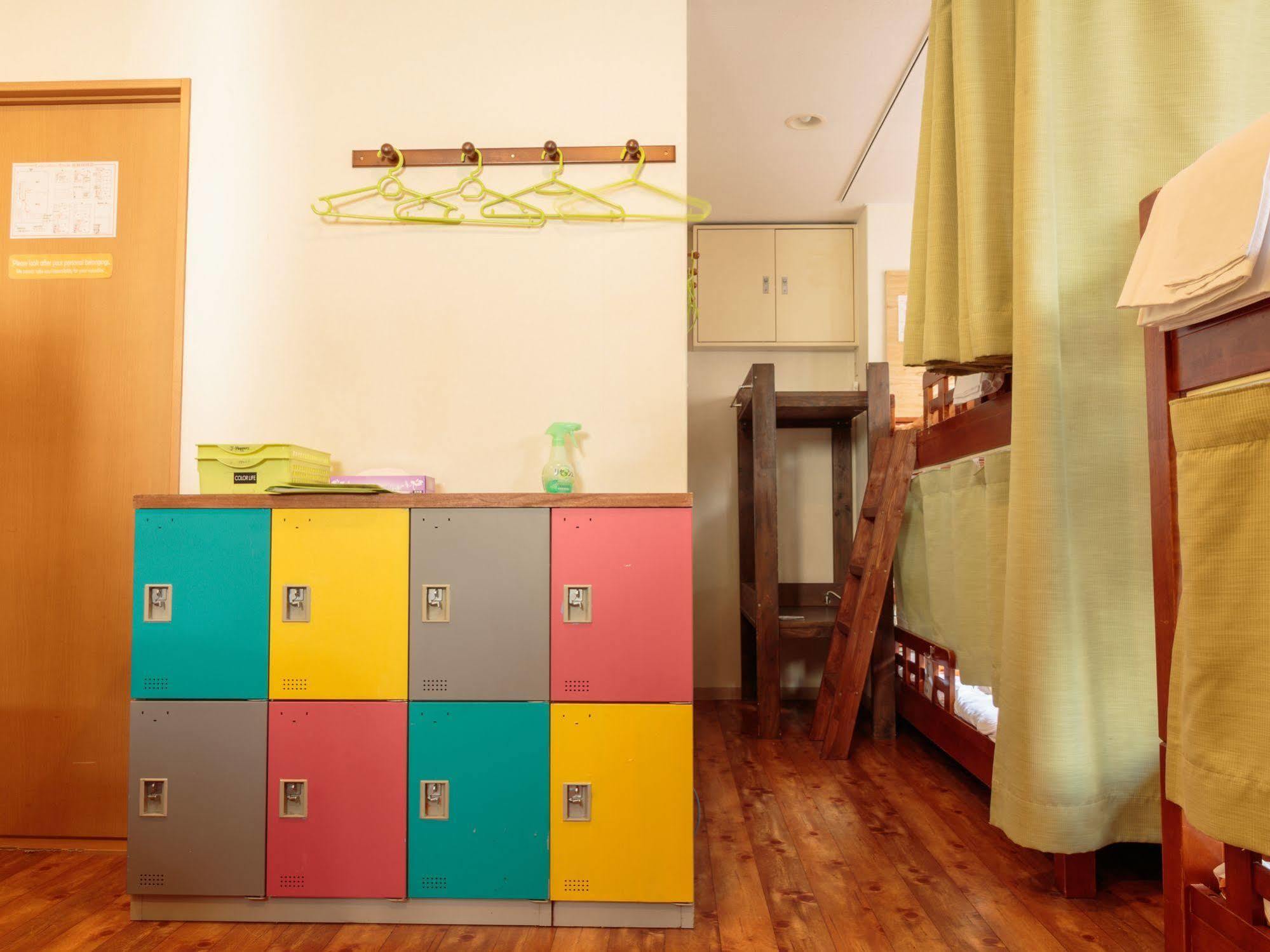 J-Hoppers Osaka Guesthouse Eksteriør bilde
