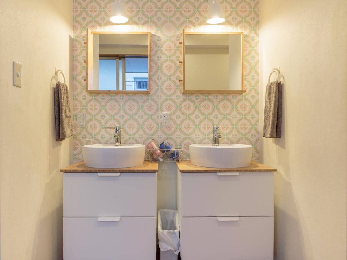 J-Hoppers Osaka Guesthouse Eksteriør bilde